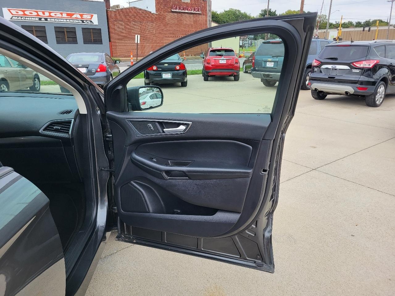 Ford Edge SE AWD 2020