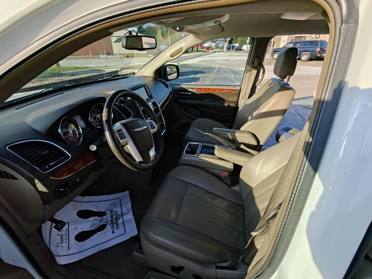 Chrysler Town & Country Touring 2015