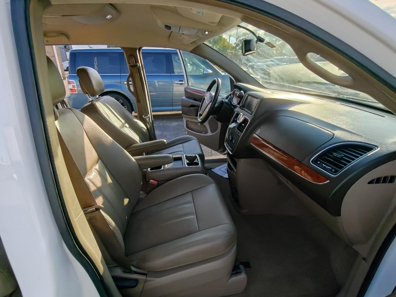 Chrysler Town & Country Touring 2015