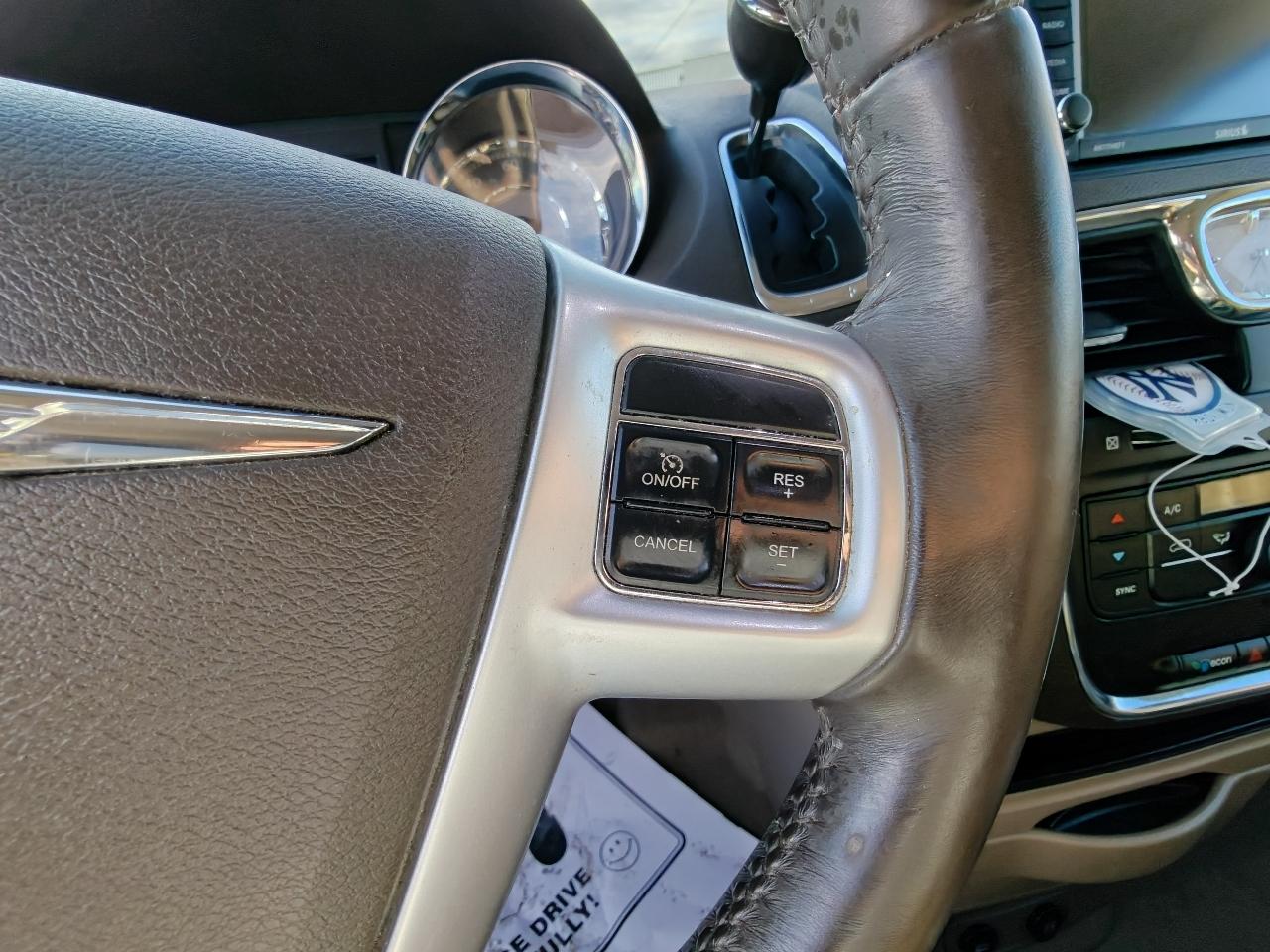 Chrysler Town & Country Touring 2015