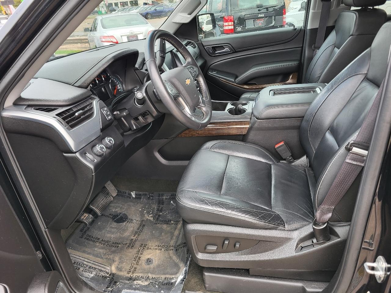 Chevrolet Suburban LT 4WD 2016