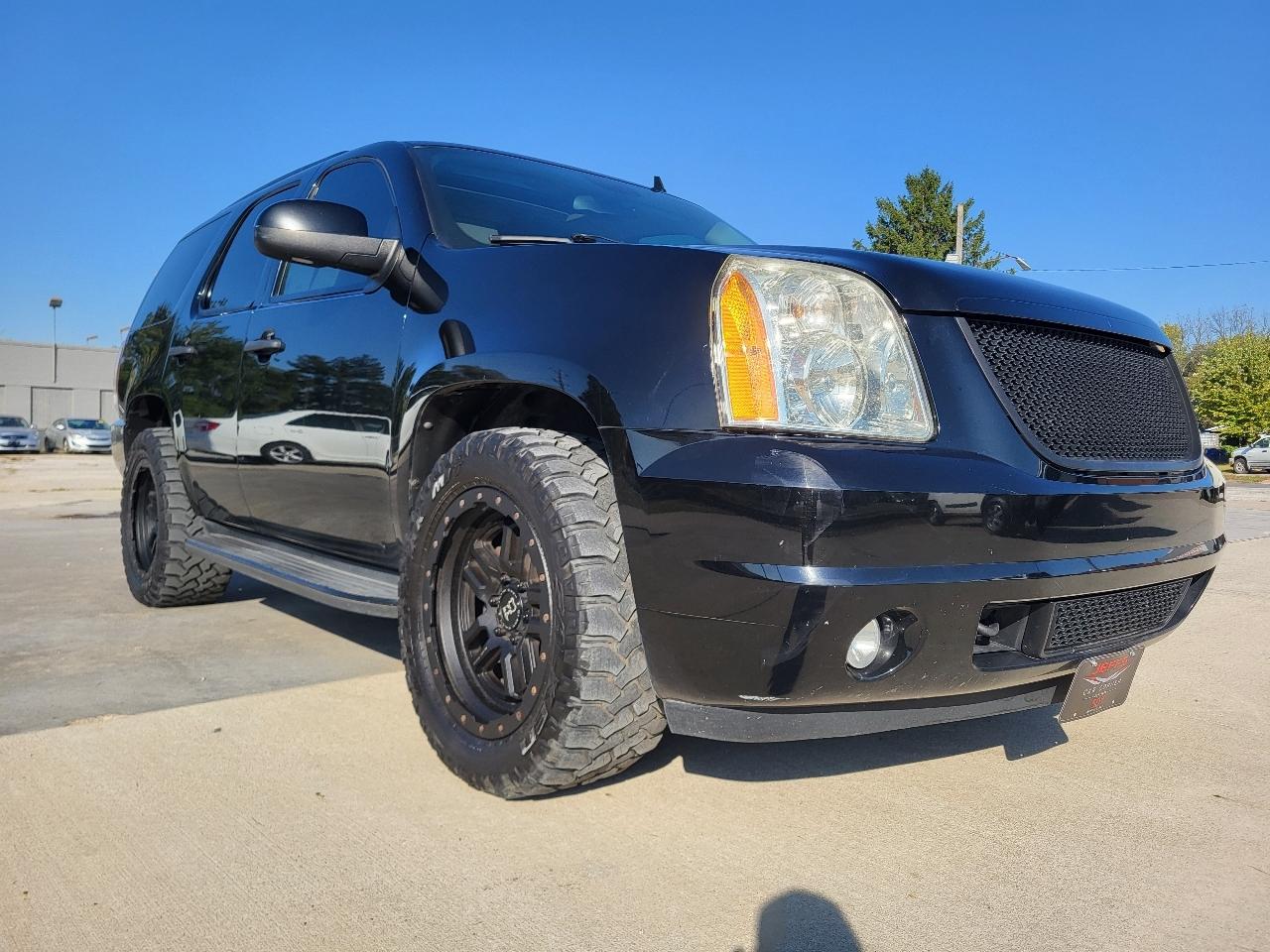 GMC Yukon Denali 2WD 2011