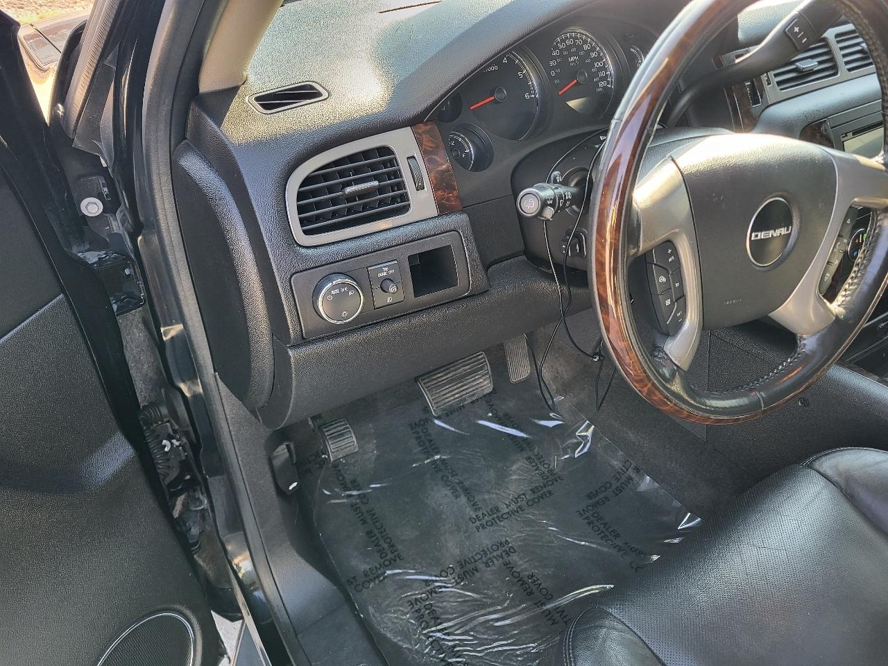 GMC Yukon Denali 2WD 2011