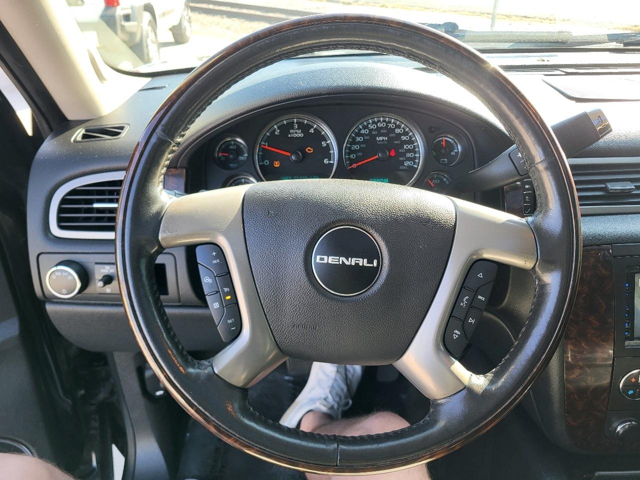 GMC Yukon Denali 2WD 2011