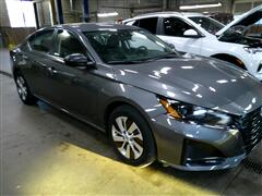 2024 Nissan Altima  2024 Nissan Altima