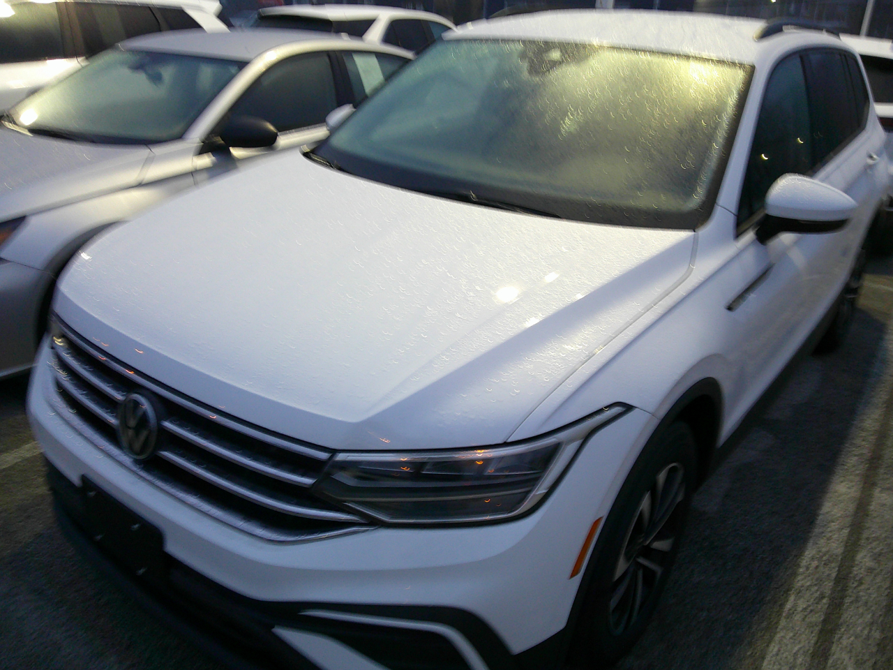 Volkswagen Tiguan 2.0T S FWD 2024
