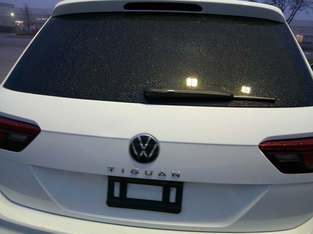 Volkswagen Tiguan 2.0T S FWD 2024