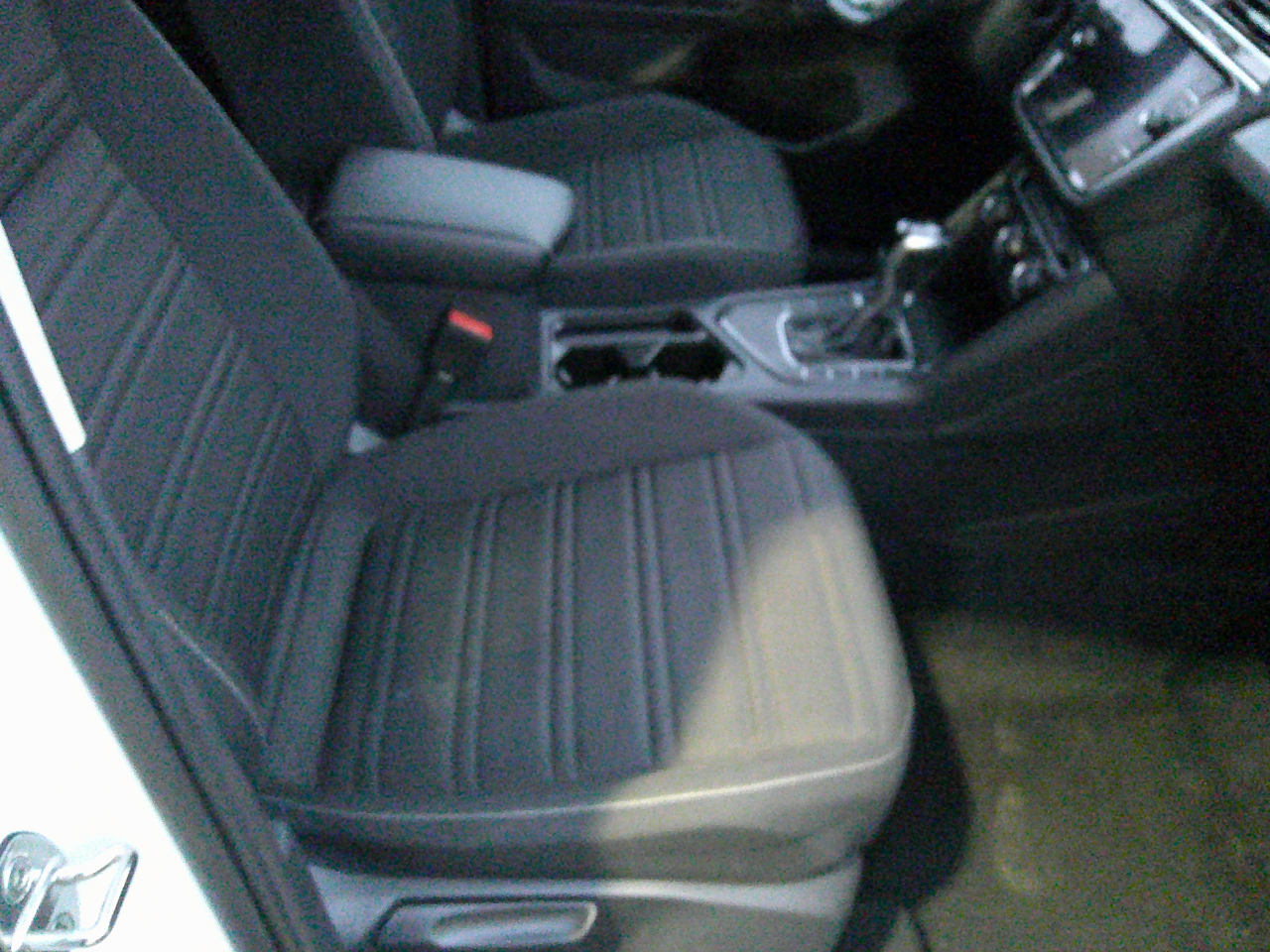 Volkswagen Tiguan 2.0T S FWD 2024