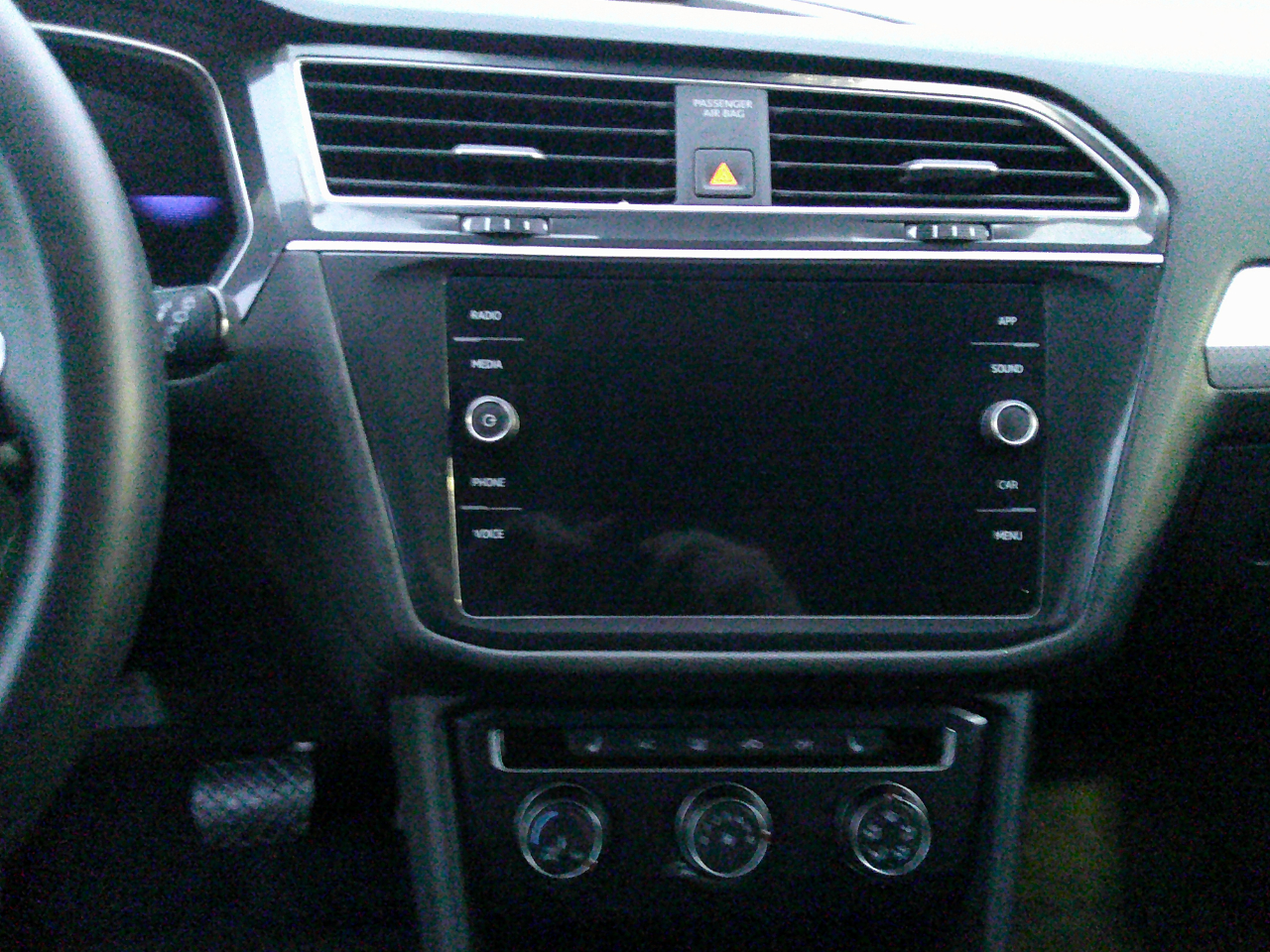 Volkswagen Tiguan 2.0T S FWD 2024