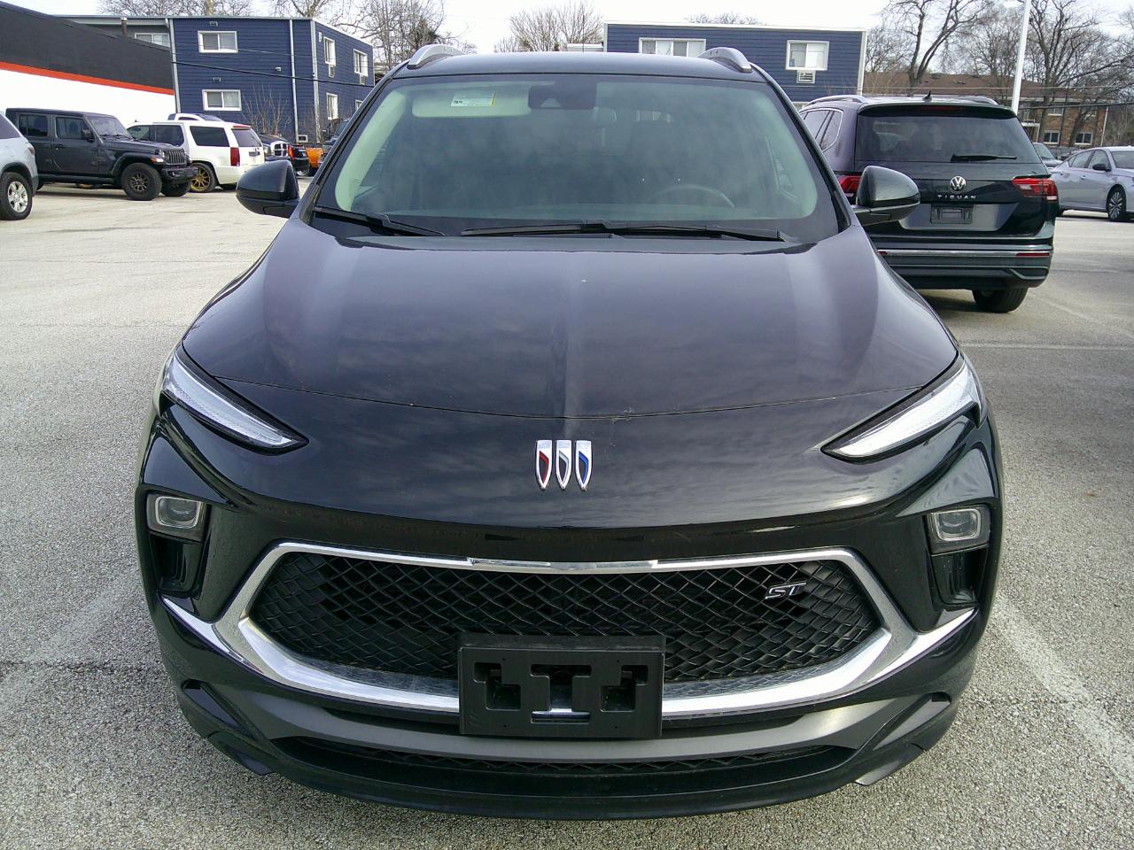 Buick Envision FWD 4dr Essence 2023