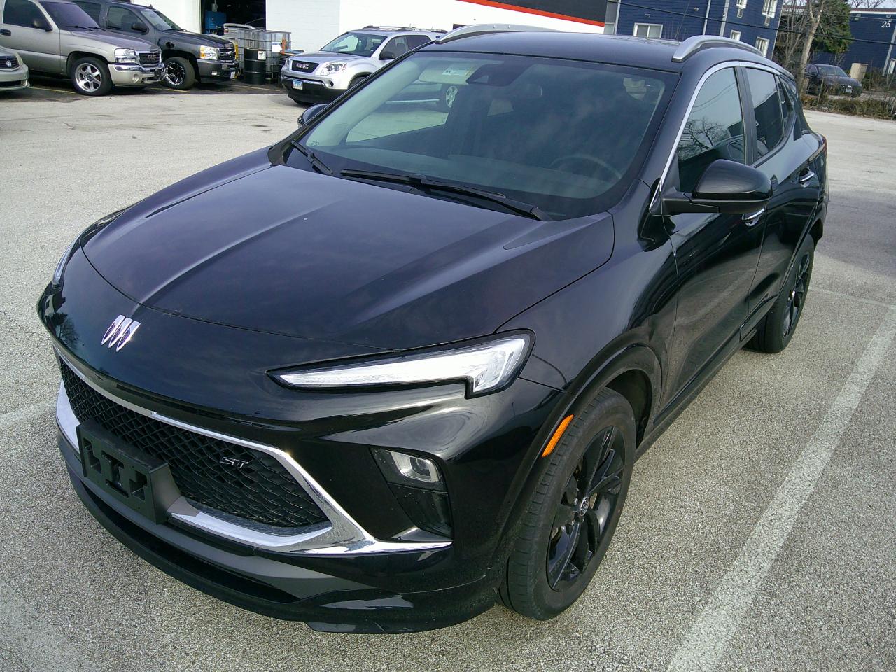 Buick Envision FWD 4dr Essence 2023