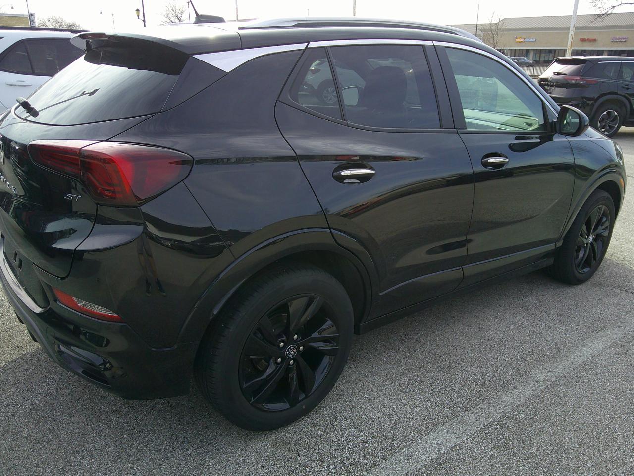 Buick Envision FWD 4dr Essence 2023