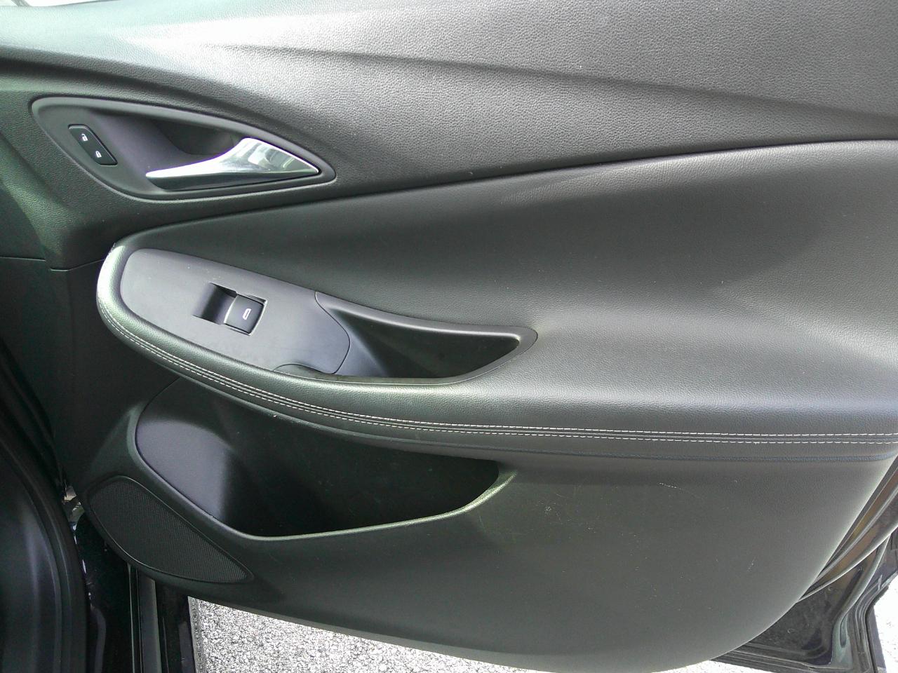 Buick Envision FWD 4dr Essence 2023