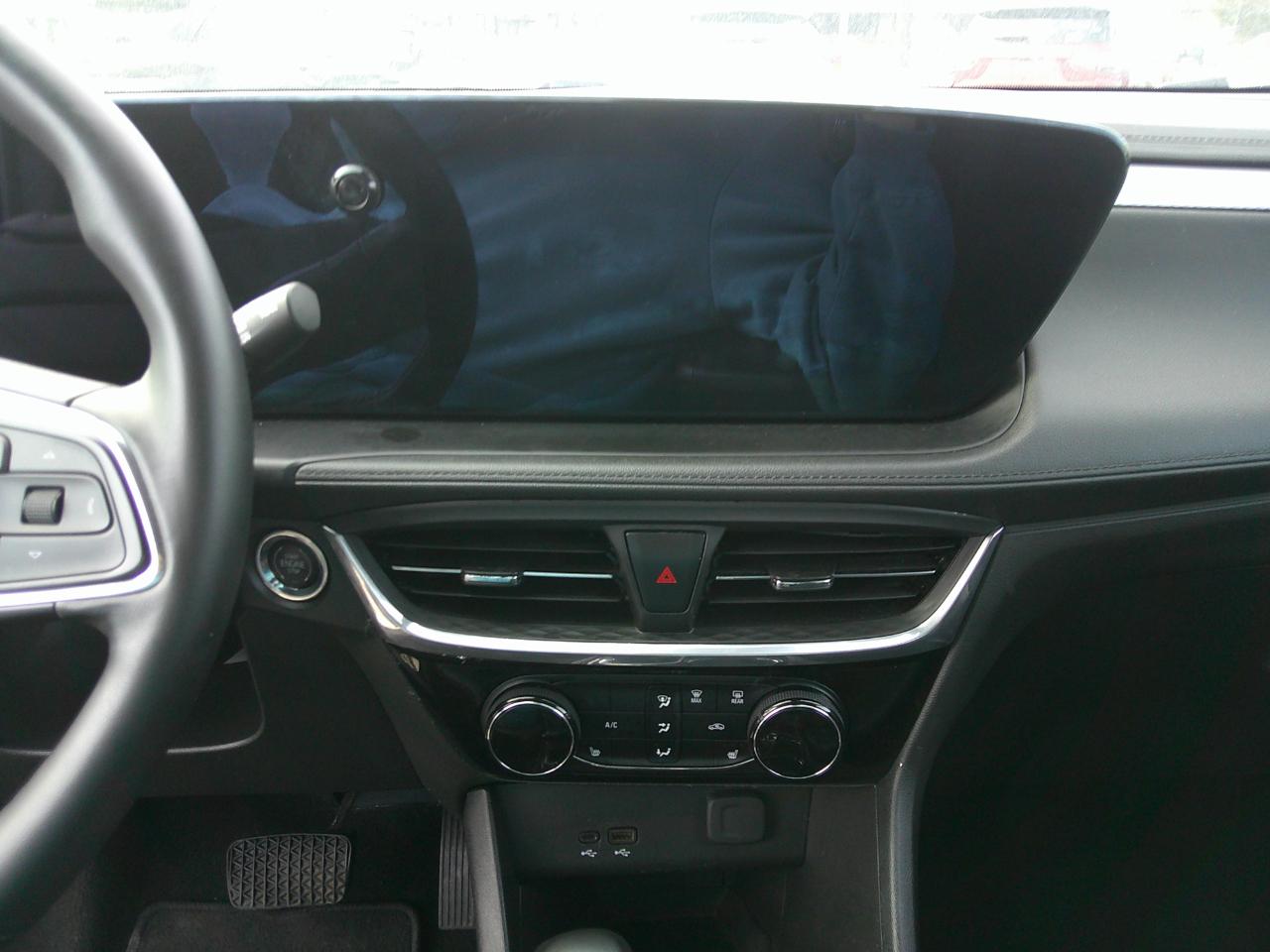 Buick Envision FWD 4dr Essence 2023