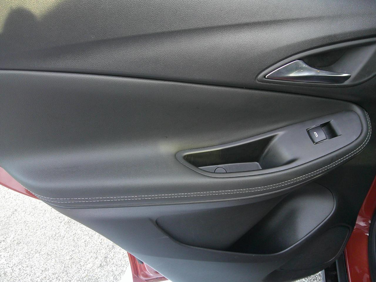 Buick Encore GX FWD 4dr Sport Touring 2024