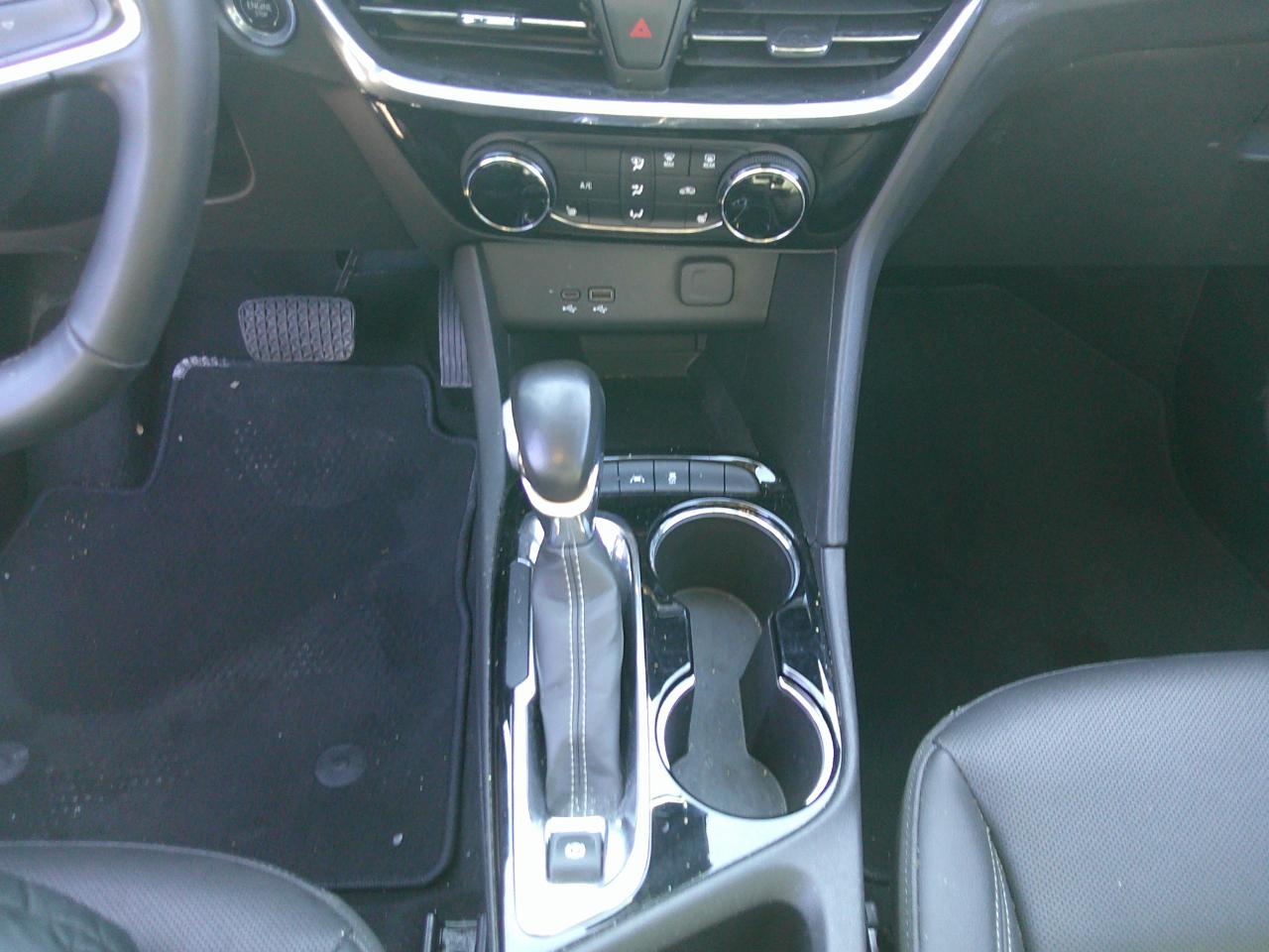 Buick Encore GX FWD 4dr Sport Touring 2024