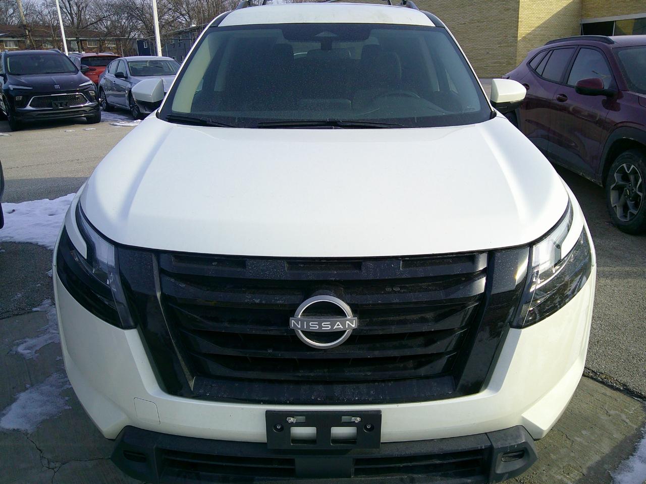 Nissan Pathfinder SV 4WD 2024