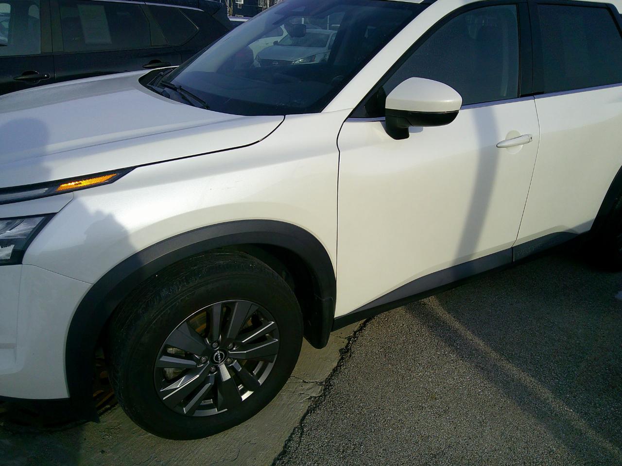 Nissan Pathfinder SV 4WD 2024