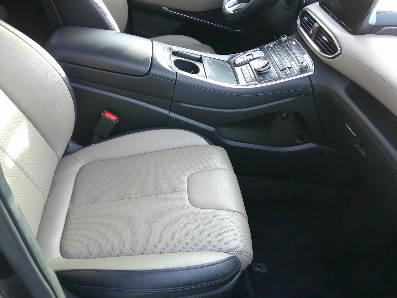 Hyundai Santa Fe SEL AWD 2023