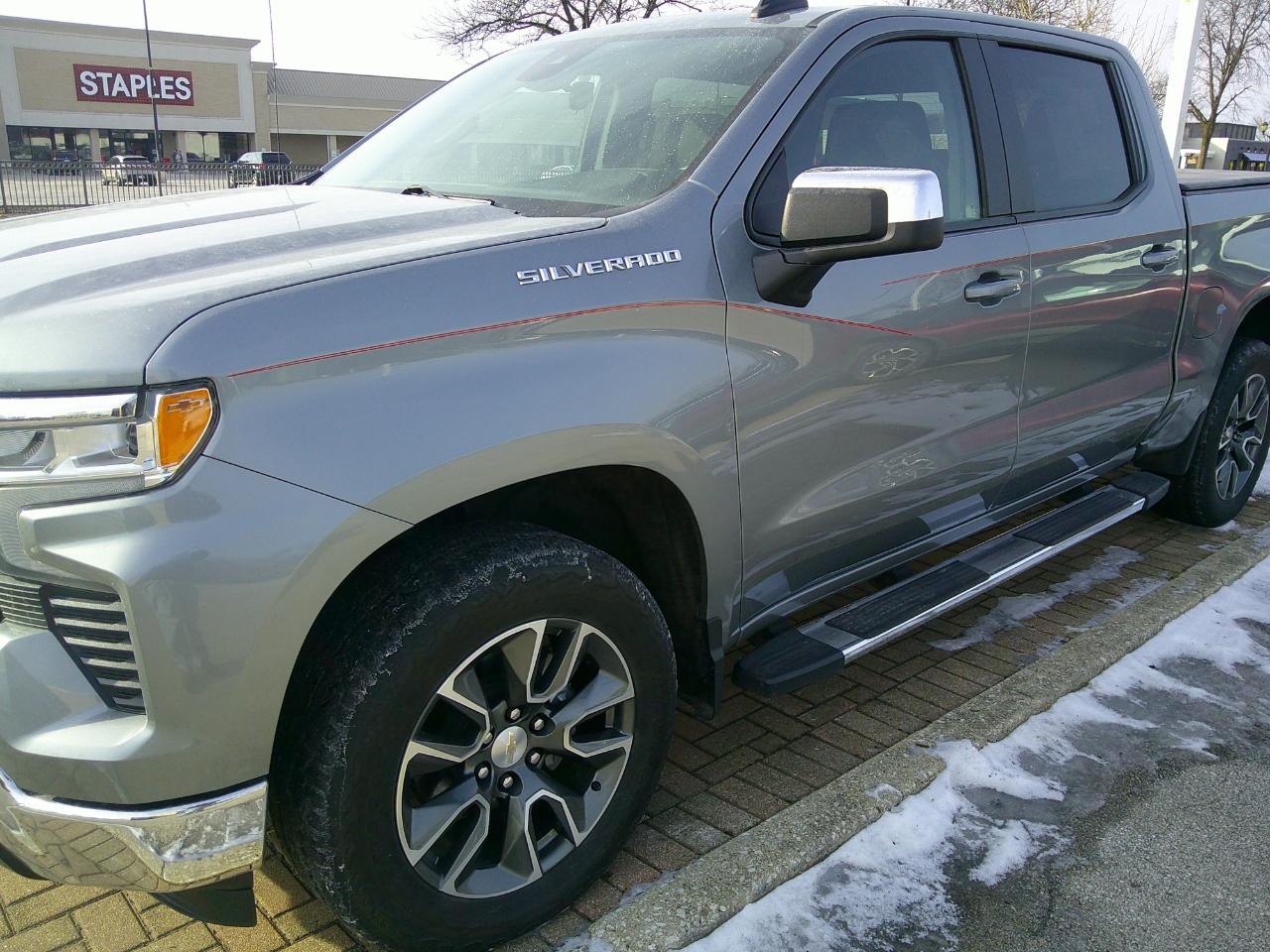 Chevrolet Silverado 1500 4WD Crew Cab 147" LT w/2FL 2023
