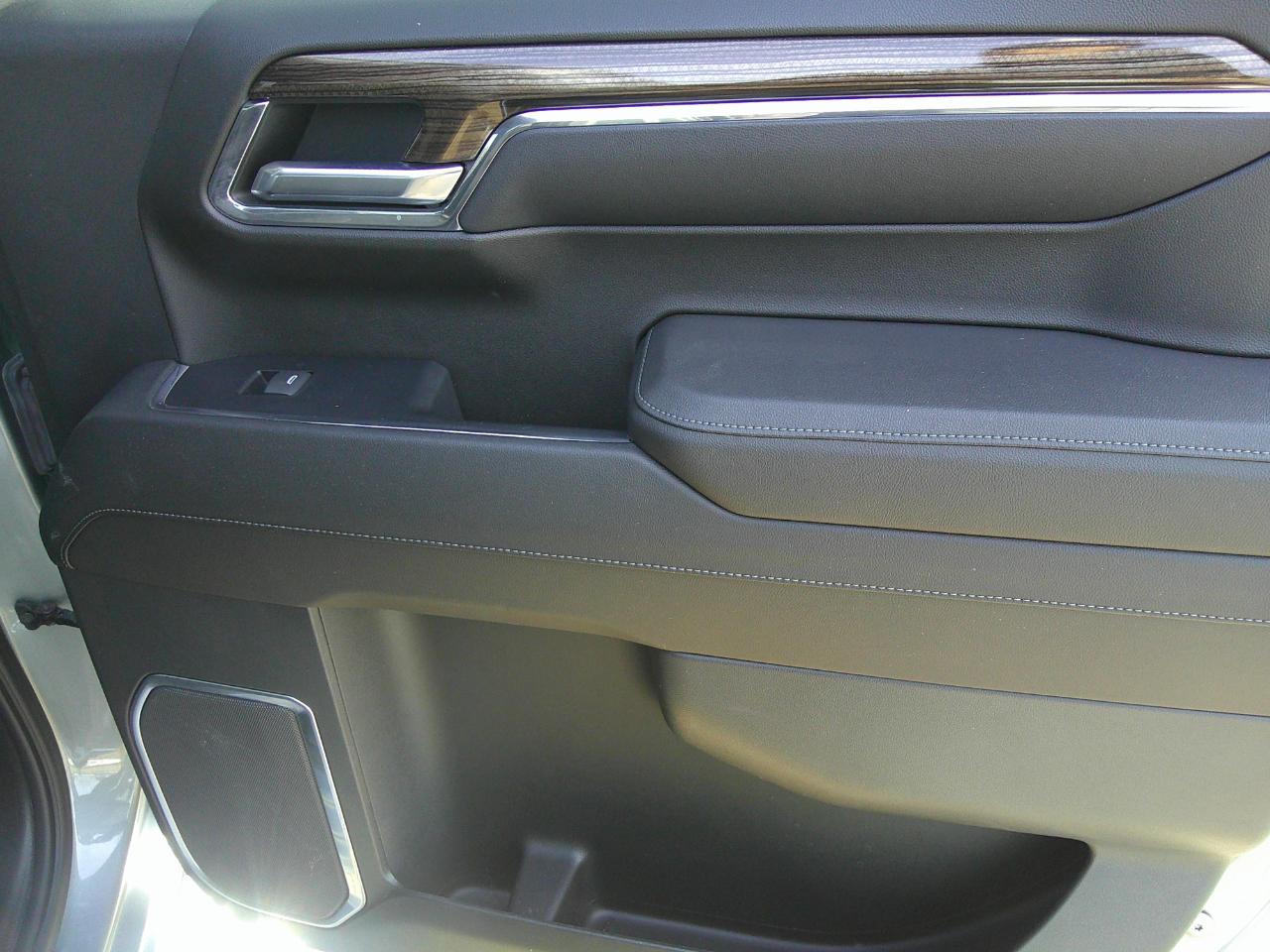 Chevrolet Silverado 1500 4WD Crew Cab 147" LT w/2FL 2023