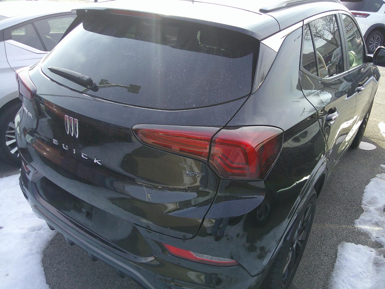 Buick Encore GX FWD 4dr Sport Touring 2024