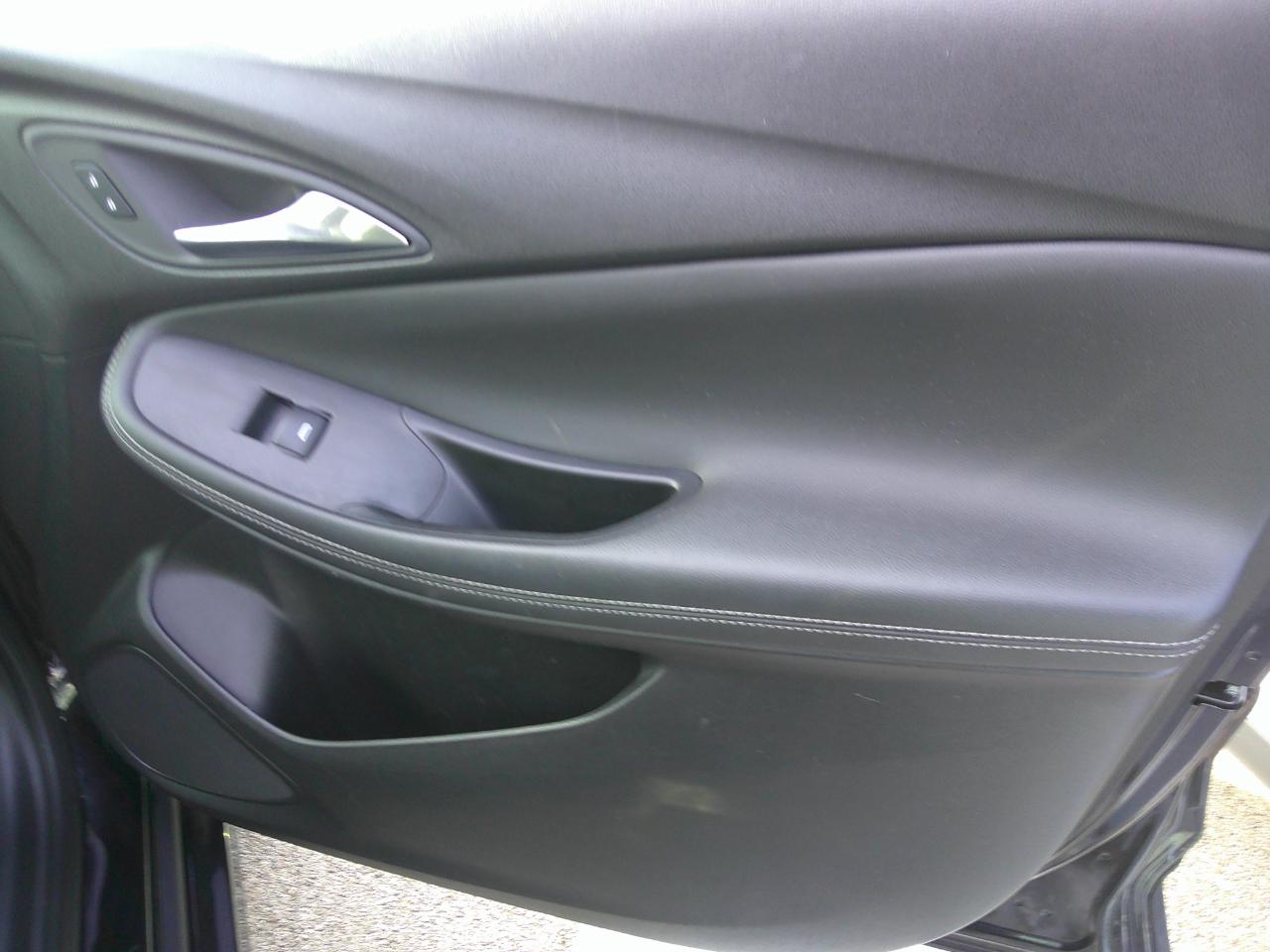 Buick Encore GX FWD 4dr Sport Touring 2024