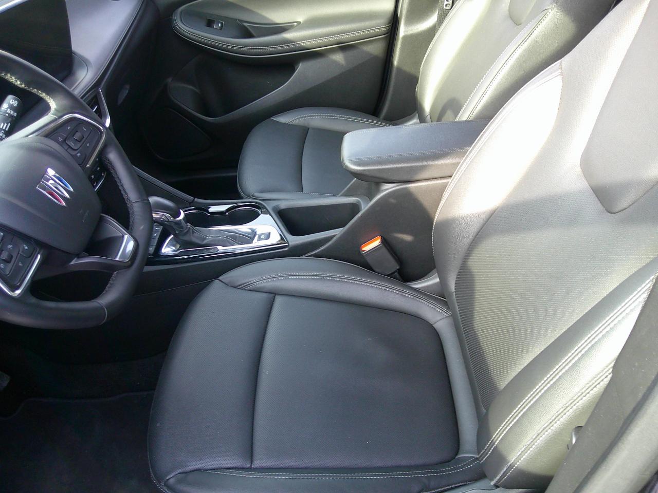 Buick Encore GX FWD 4dr Sport Touring 2024