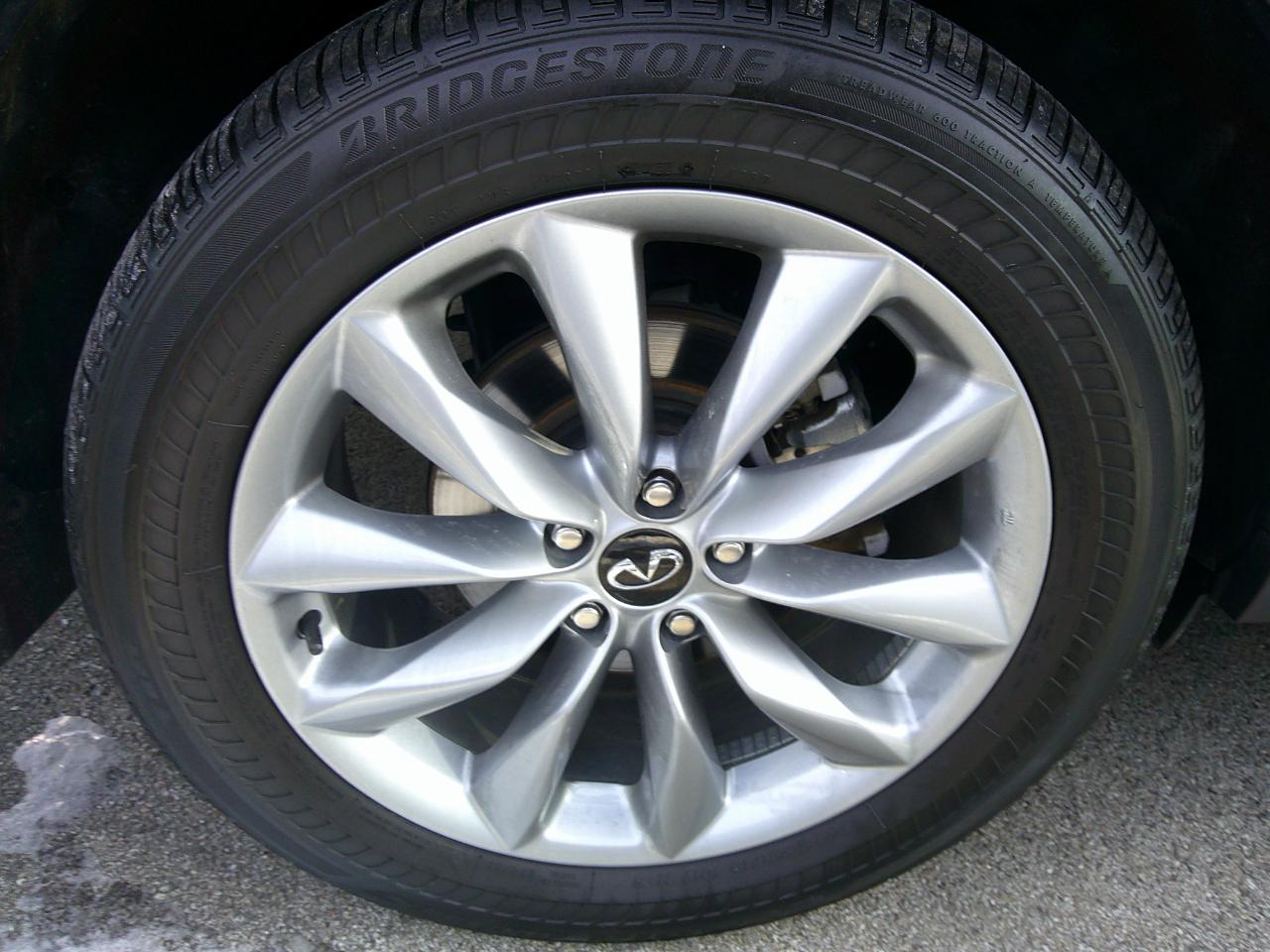 Infiniti QX50 LUXE AWD 2022