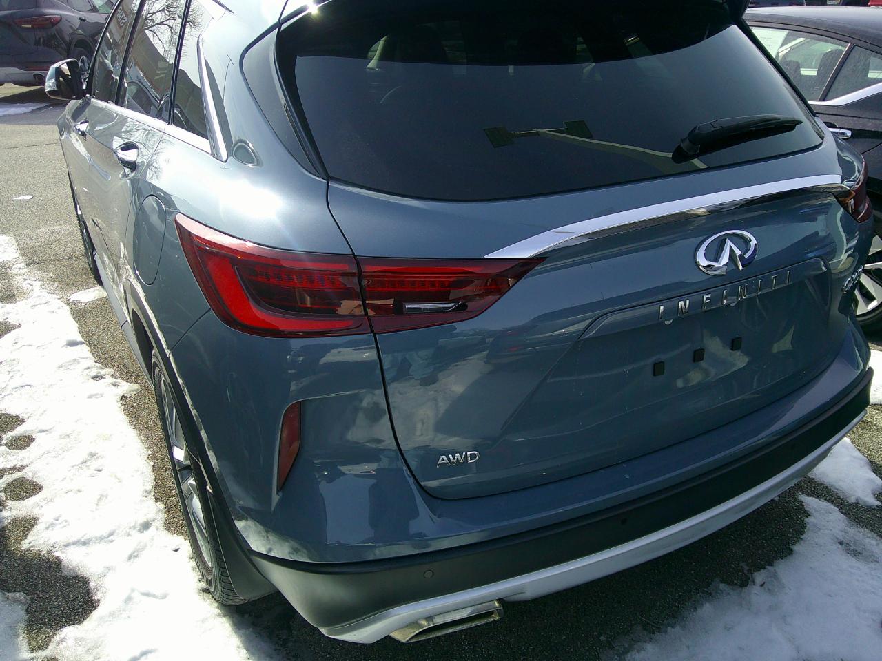 Infiniti QX50 LUXE AWD 2022