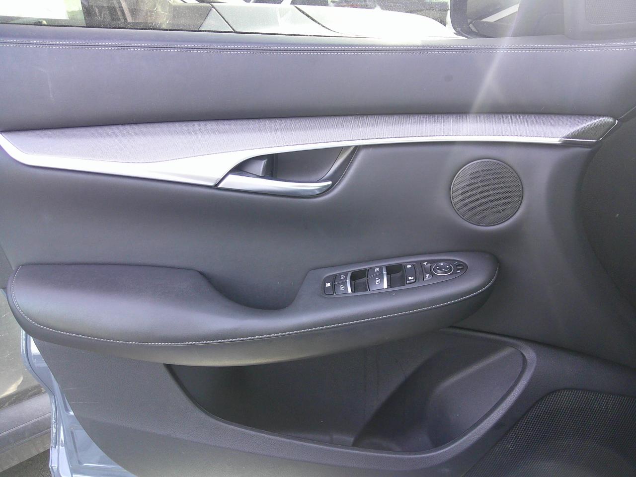 Infiniti QX50 LUXE AWD 2022