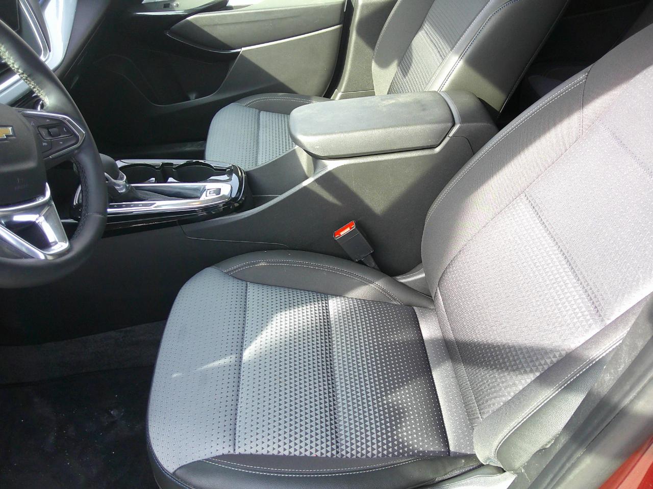 Chevrolet Trax FWD 4dr LT 2025