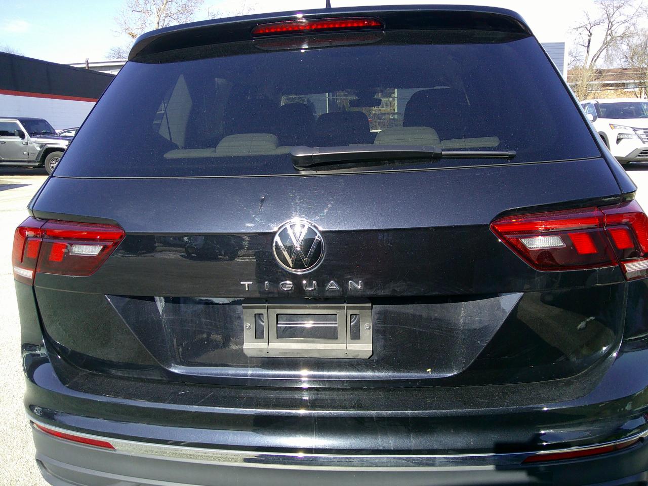 Volkswagen Tiguan 2.0T S FWD 2024