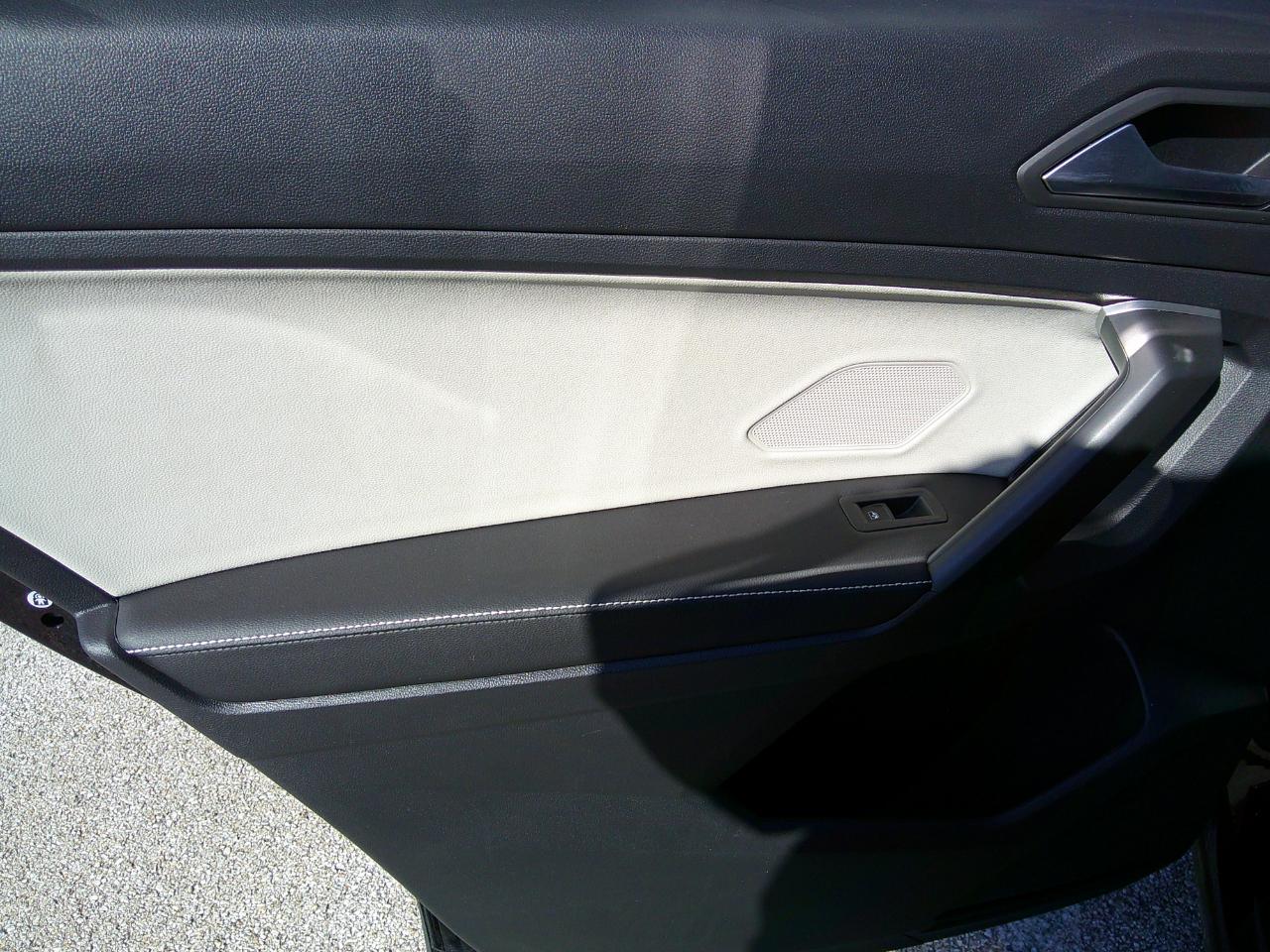 Volkswagen Tiguan 2.0T S FWD 2024