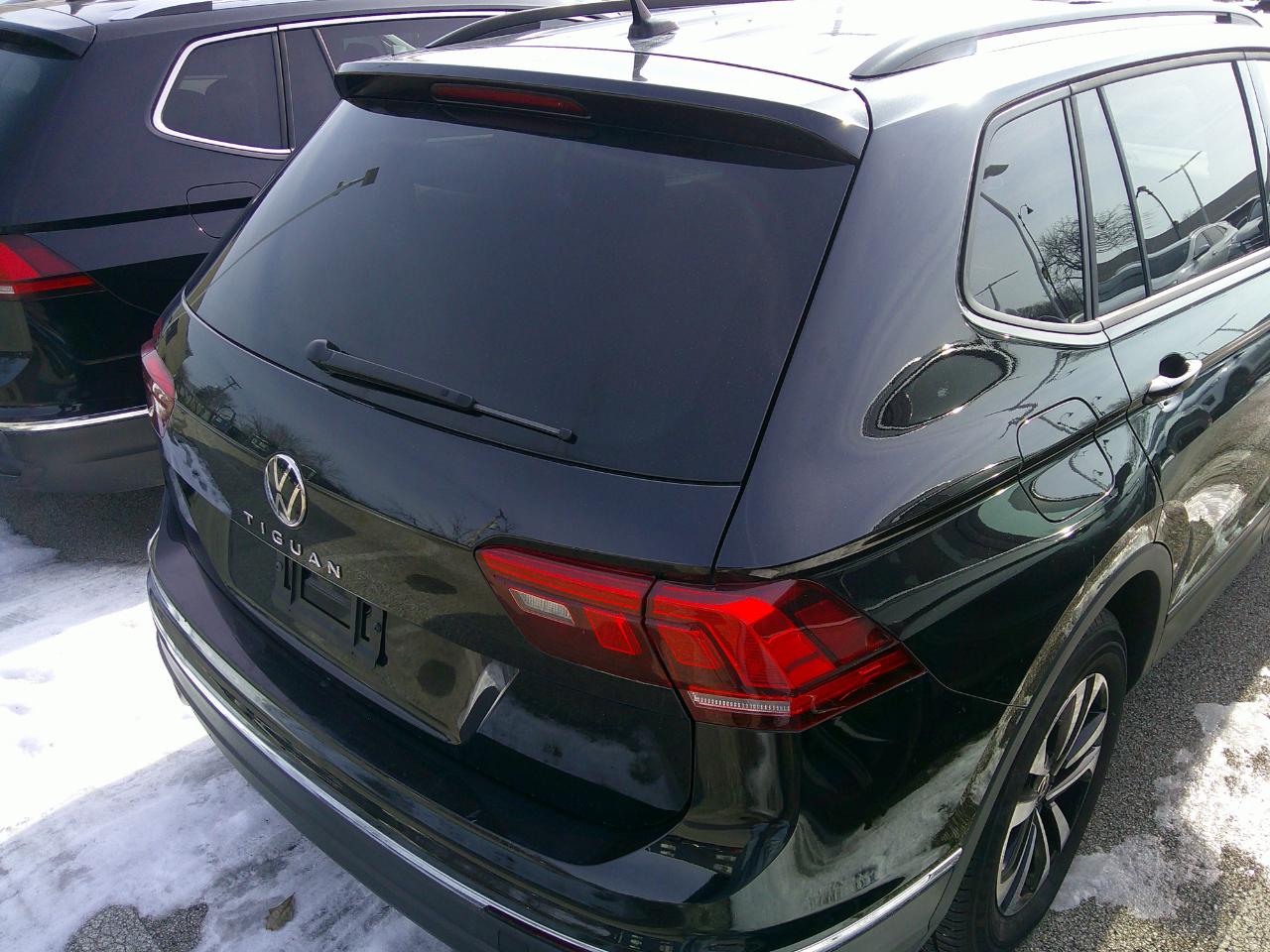 Volkswagen Tiguan 2.0T S FWD 2024