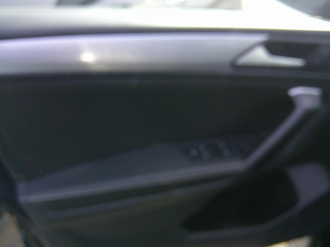 Volkswagen Tiguan 2.0T S FWD 2024