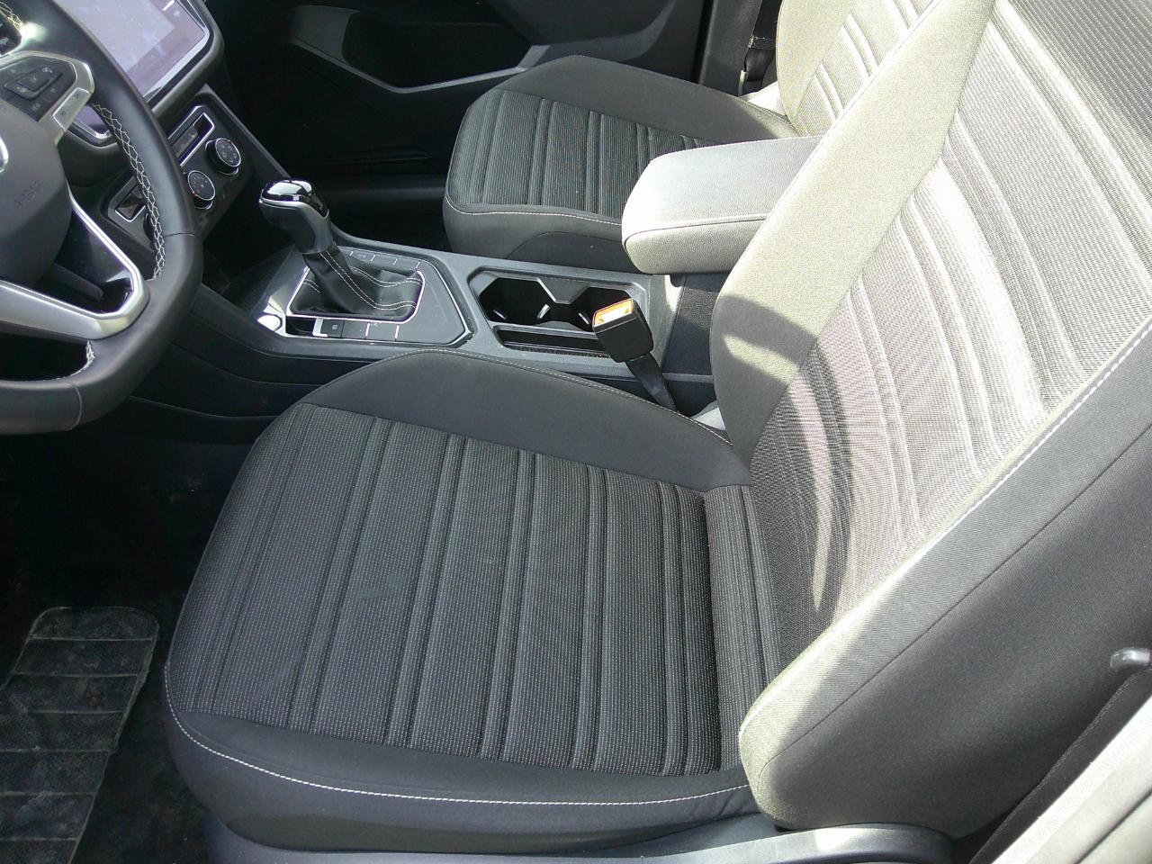 Volkswagen Tiguan 2.0T S FWD 2024