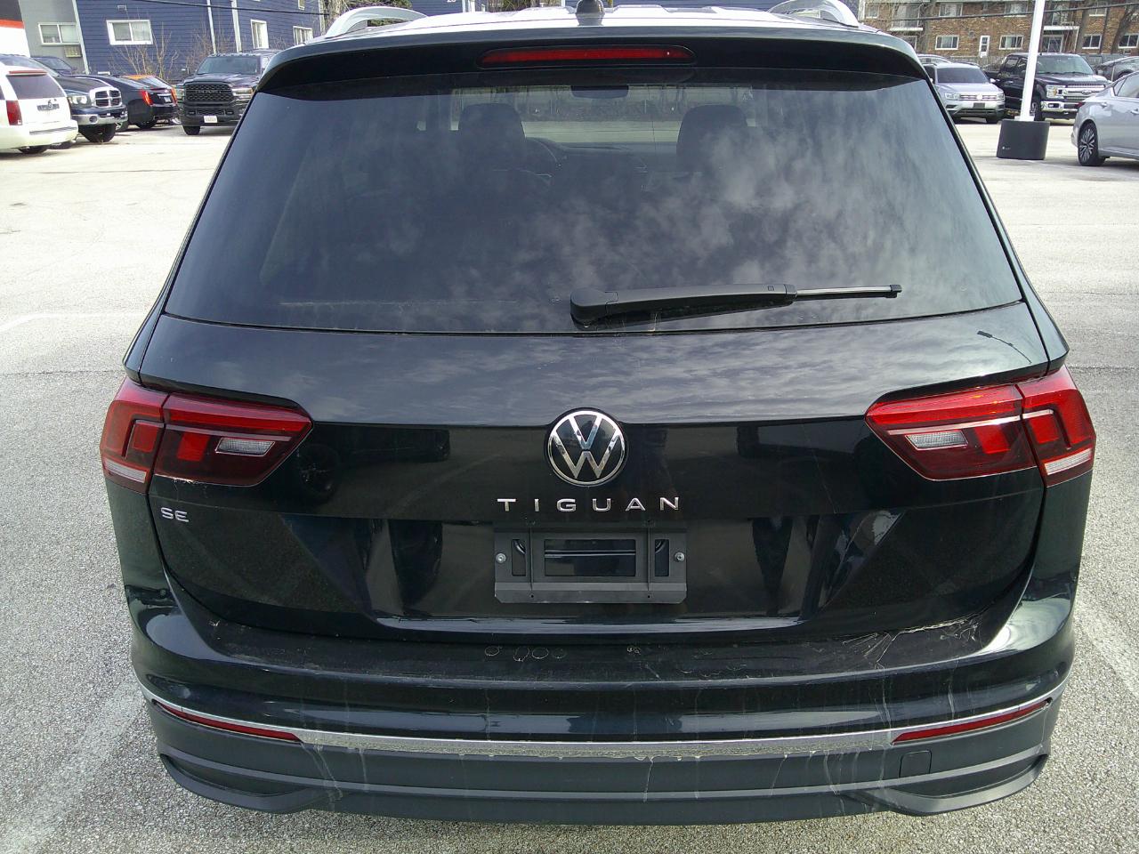 Volkswagen Tiguan 2.0T SE FWD 2024