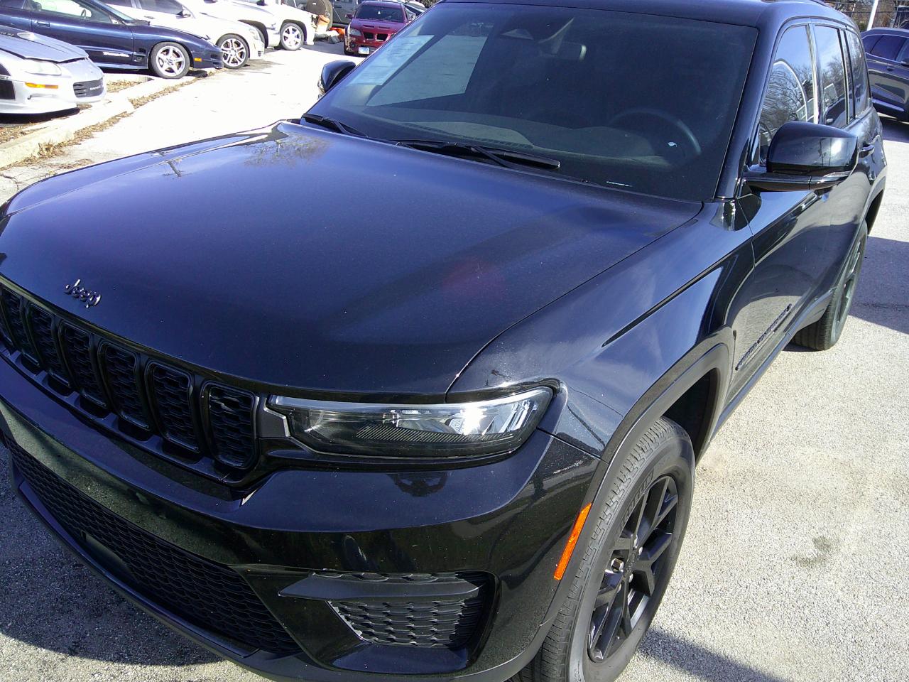 Jeep Grand Cherokee Altitude 4x4 2024