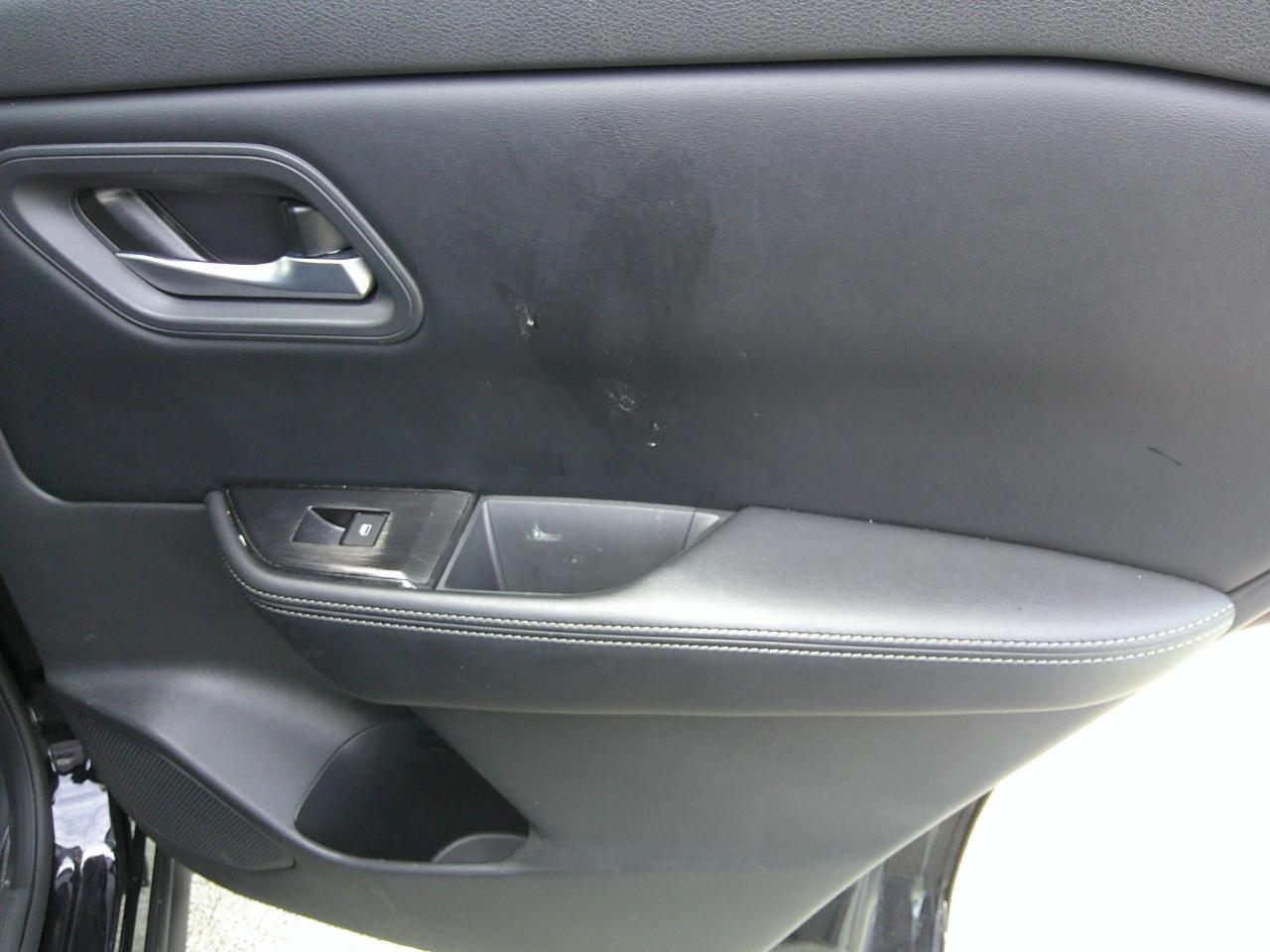 Nissan Rogue FWD SV 2025