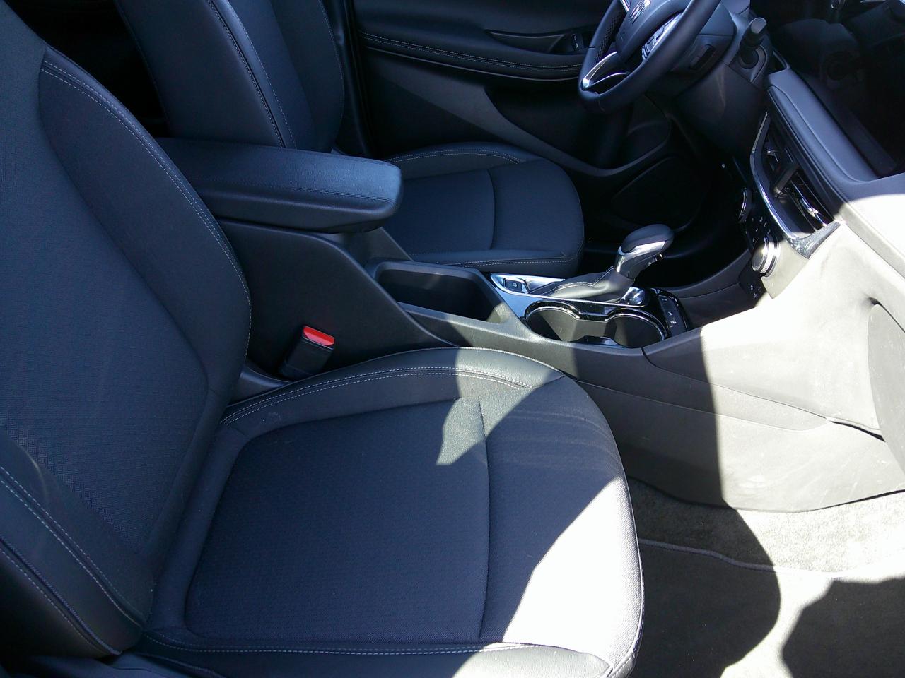 Buick Encore GX FWD 4dr Preferred 2025