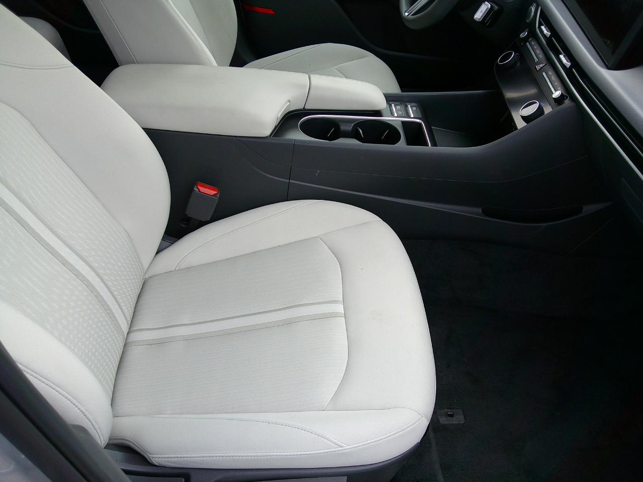 Hyundai Sonata SEL FWD 2025