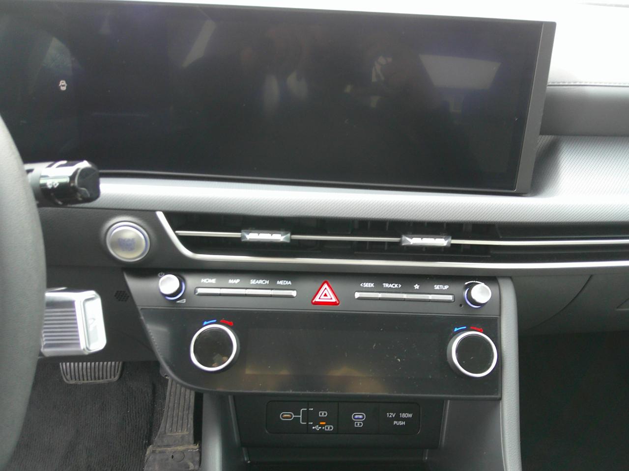 Hyundai Sonata SEL FWD 2025