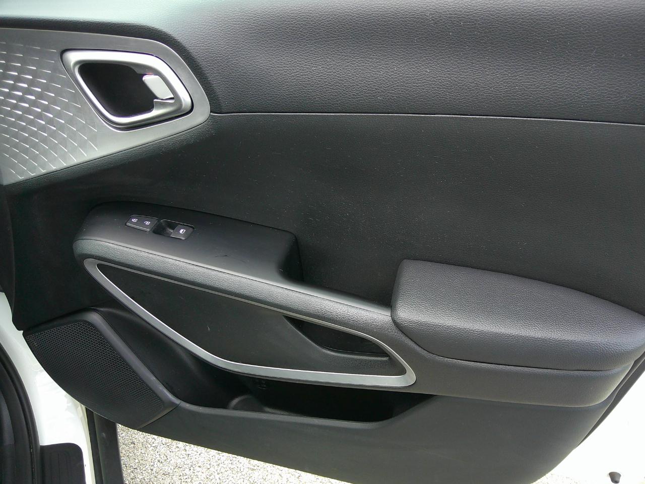 Kia Soul LX FWD 2025