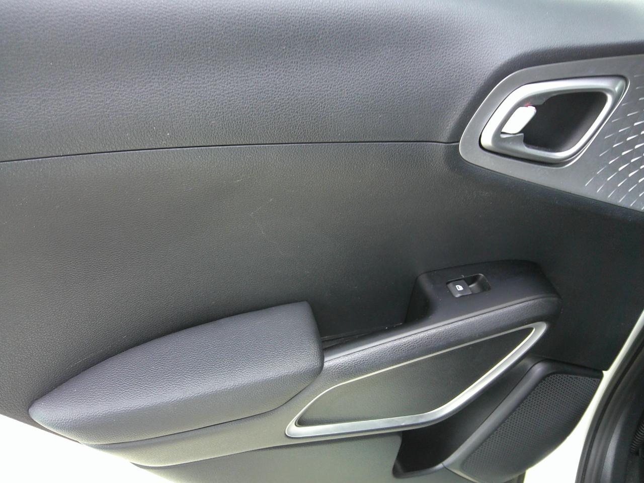 Kia Soul LX FWD 2025