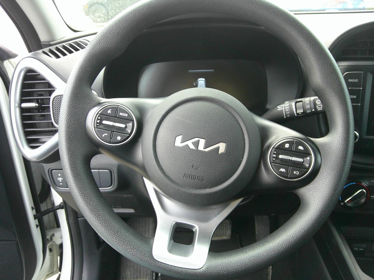 Kia Soul LX FWD 2025