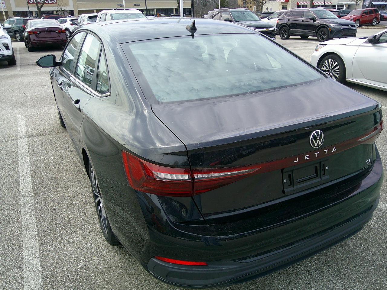 Volkswagen Jetta SE Auto 2025