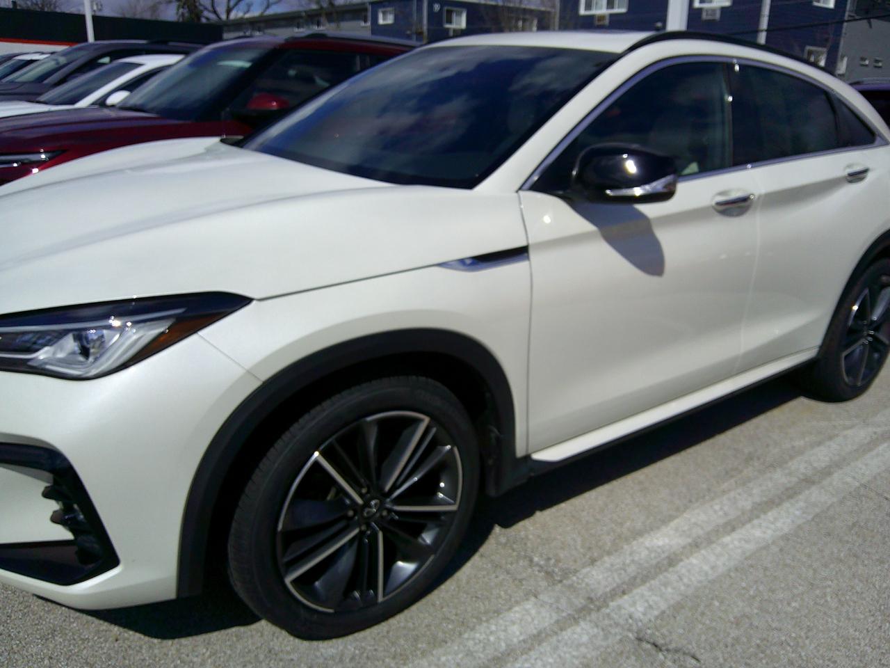 Infiniti QX50 LUXE AWD 2023