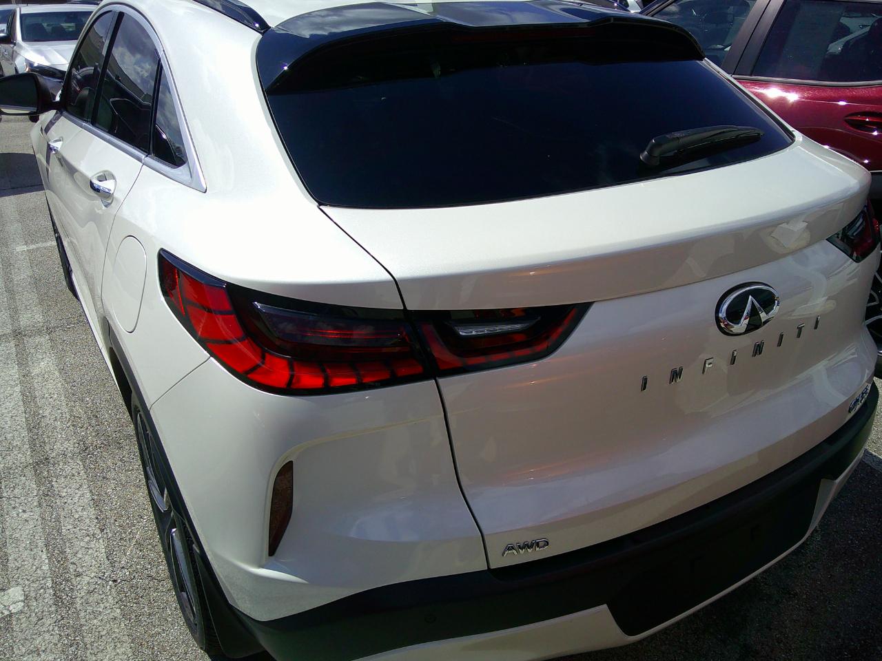 Infiniti QX50 LUXE AWD 2023
