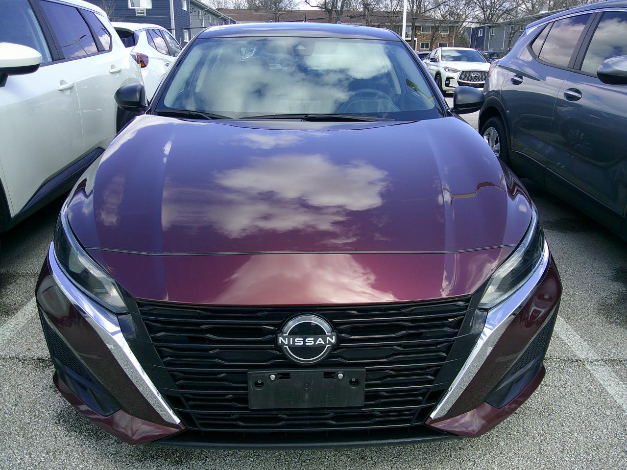 Nissan Altima 2.5 SV Sedan 2024